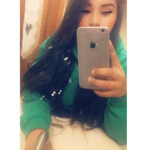 Meet your Posher, Flaka